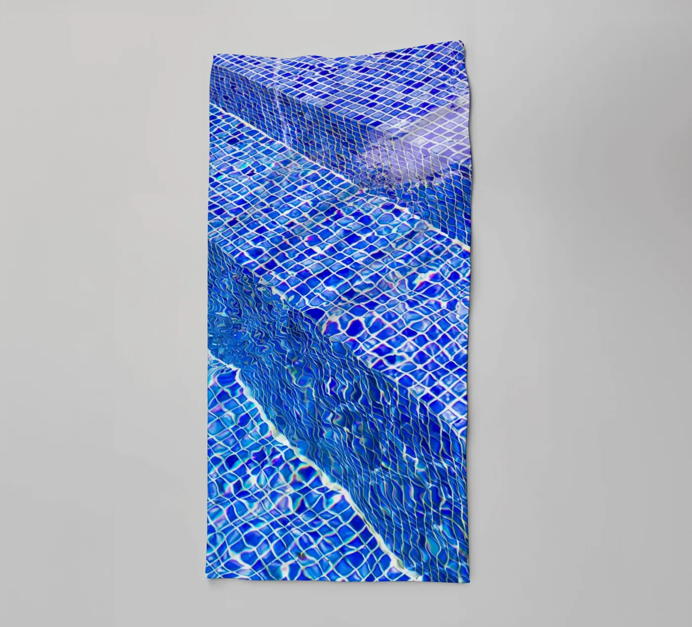 Pool #6 badhanddoek van rafael campezato