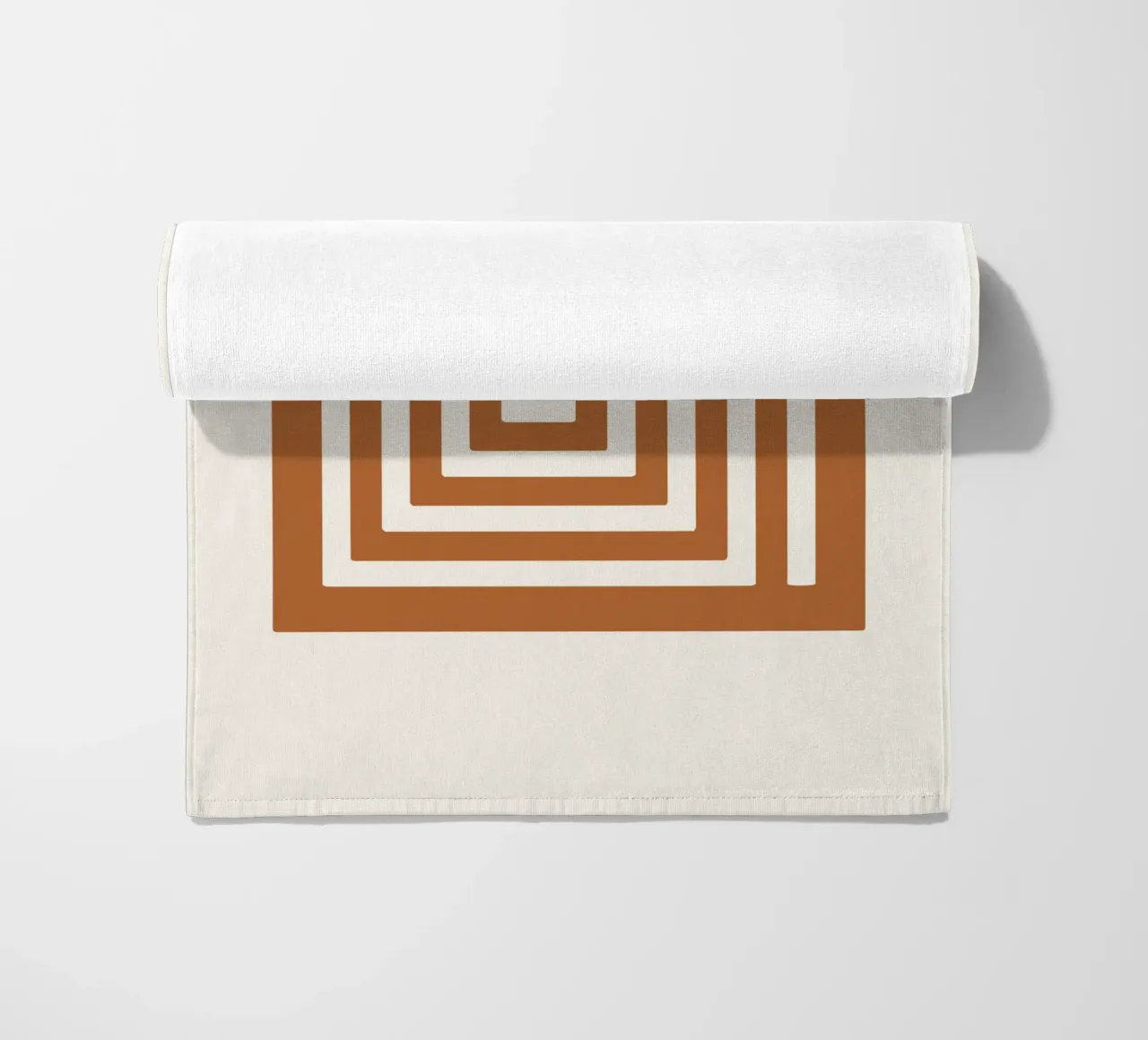 Maze in Earth Tone Square telo mare da LisaArtes
