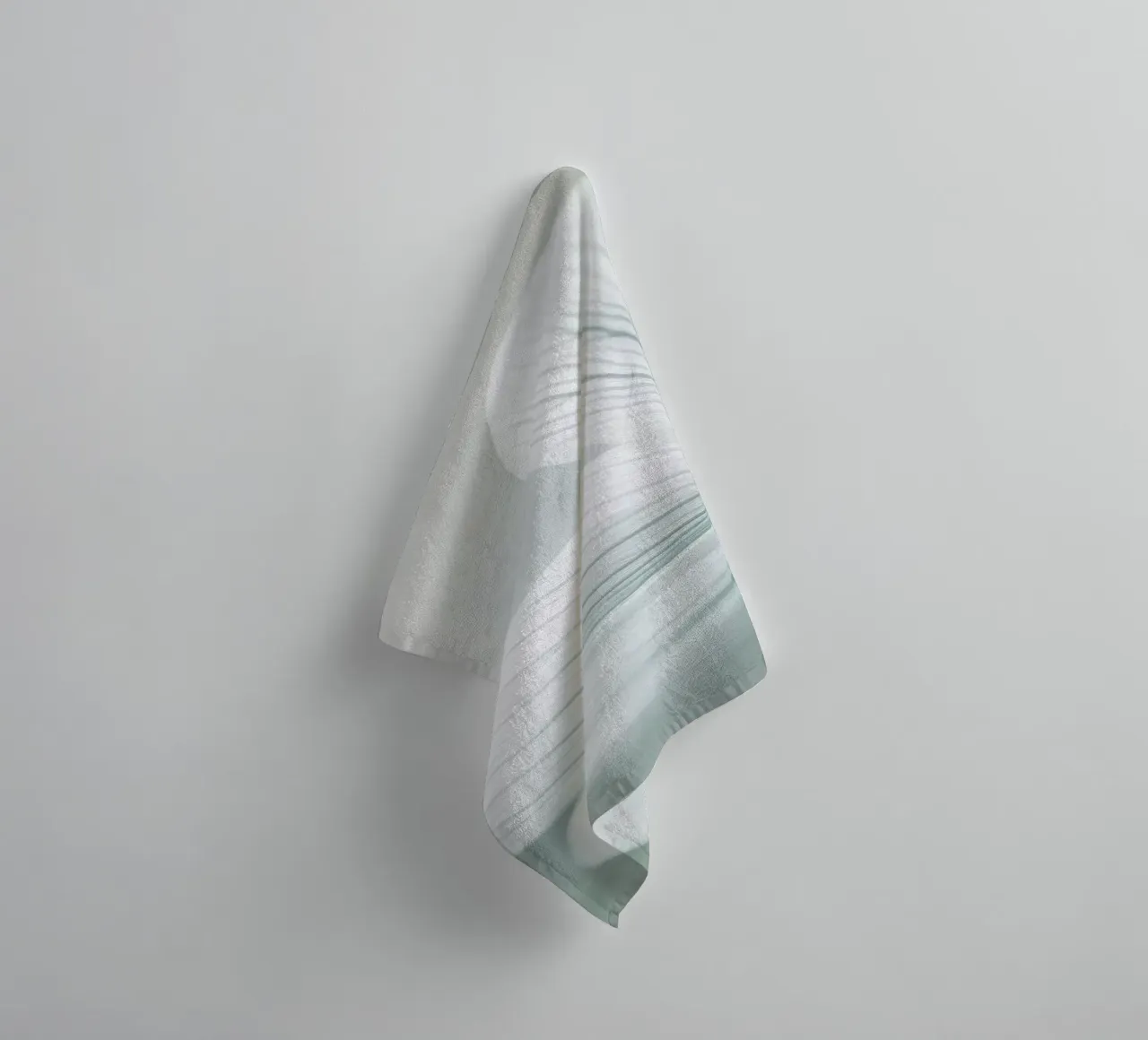 Fiore bianco e verde asciugamano da bagno da Imagine
