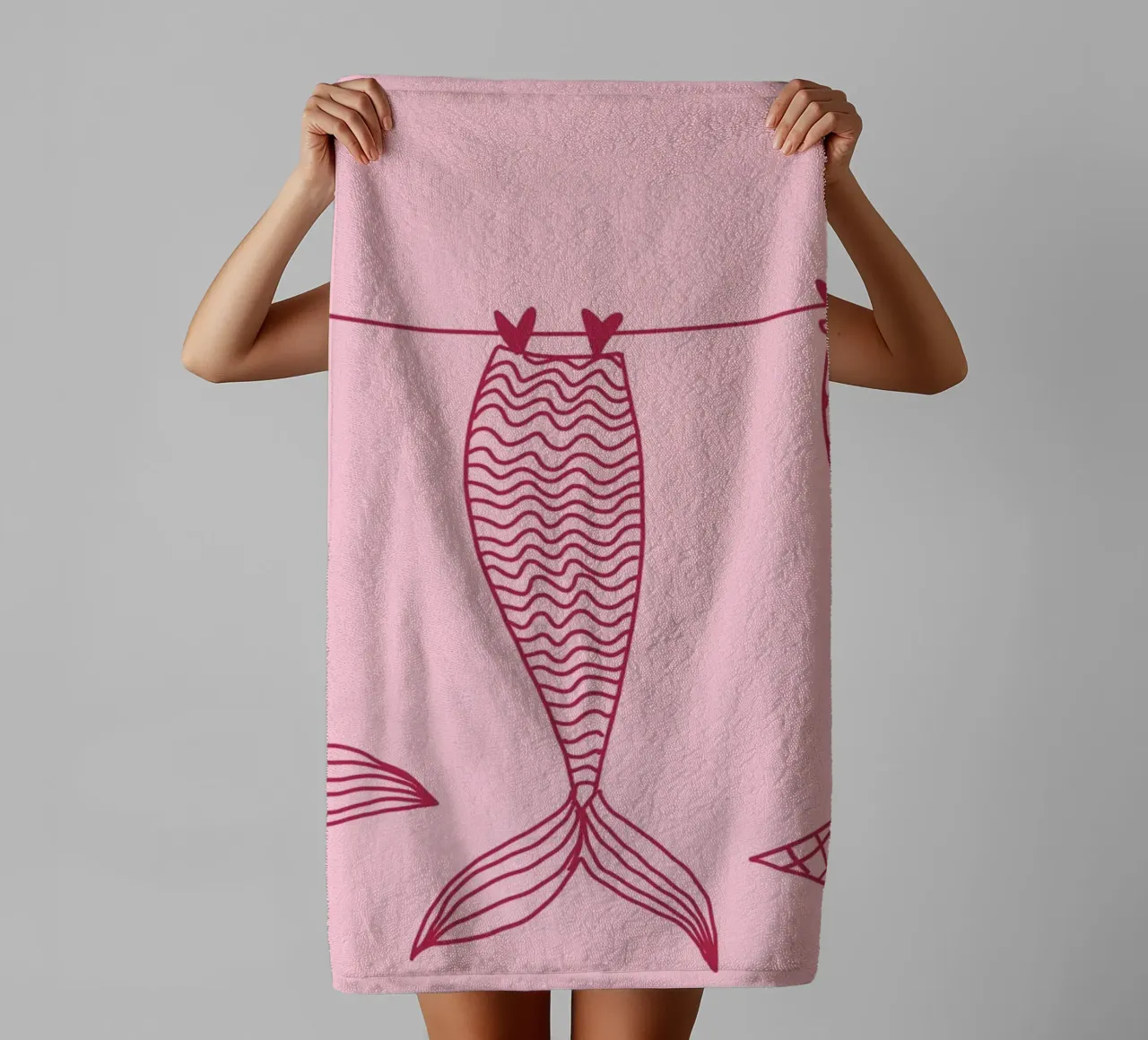 Code di sirena su uno stendino, arte minimalista asciugamano da bagno da vintagepod