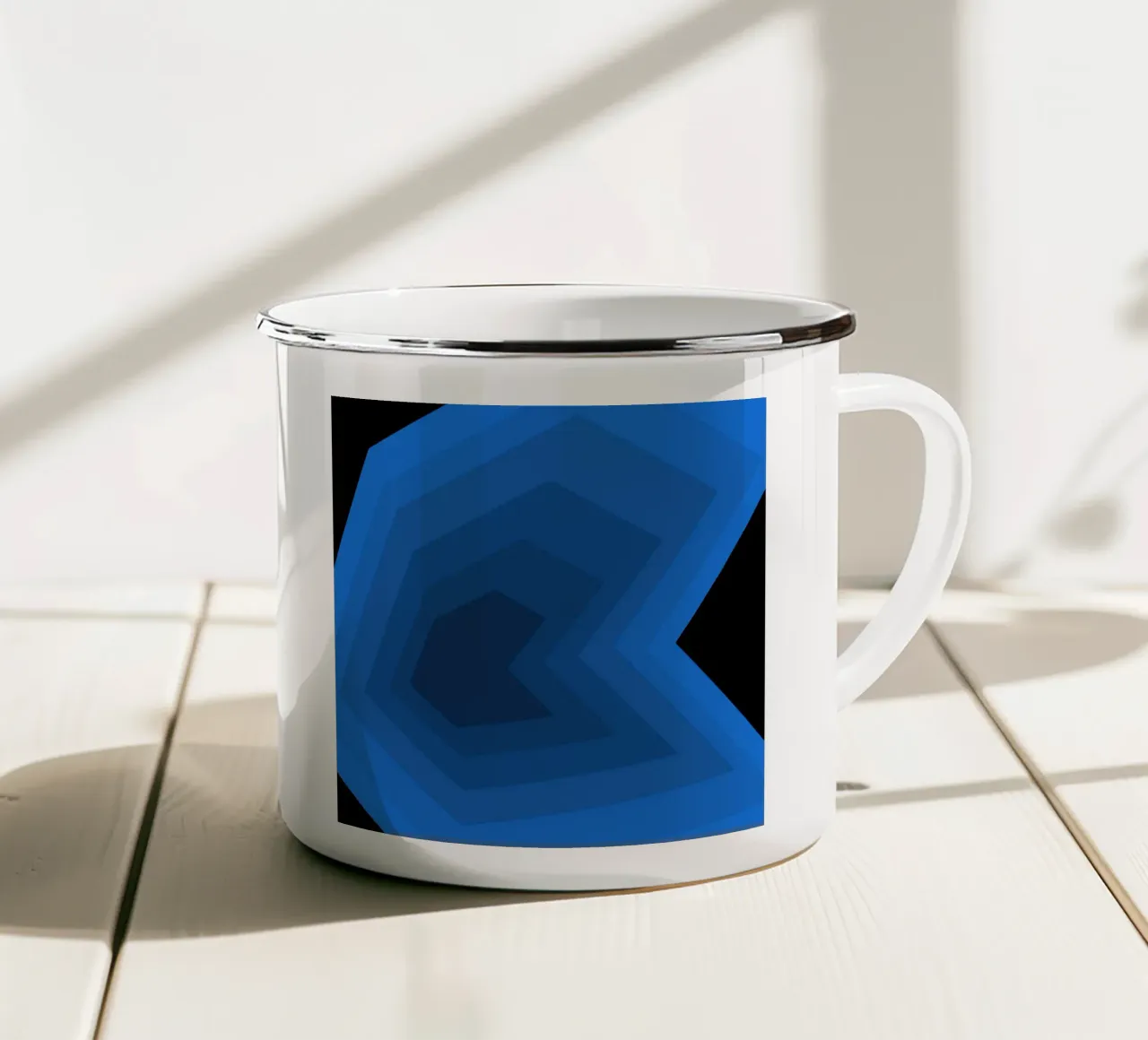 Prospettiva blu tazza in smalto da Little Dean