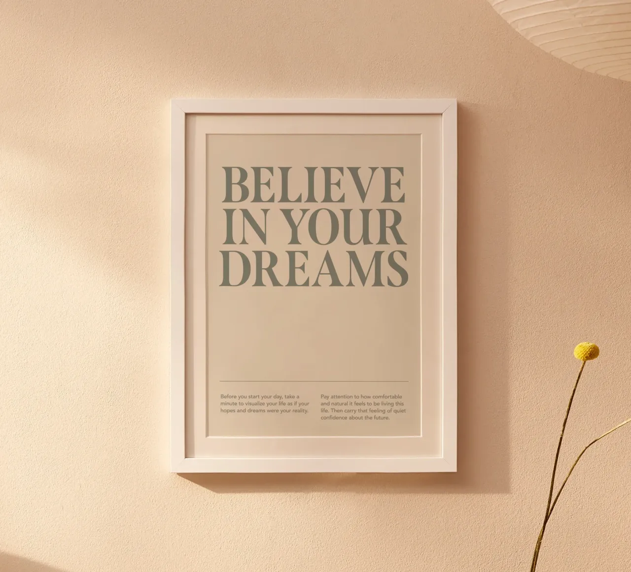 Cree en tus sueños - Inspirational Typography Wall Art poster con marco de madera de maluniq