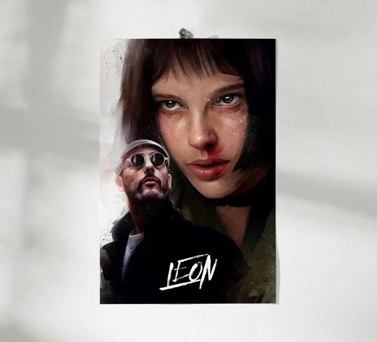 Leon di Dmitry Belov poster con telaio in plastica da Oscar Frazier