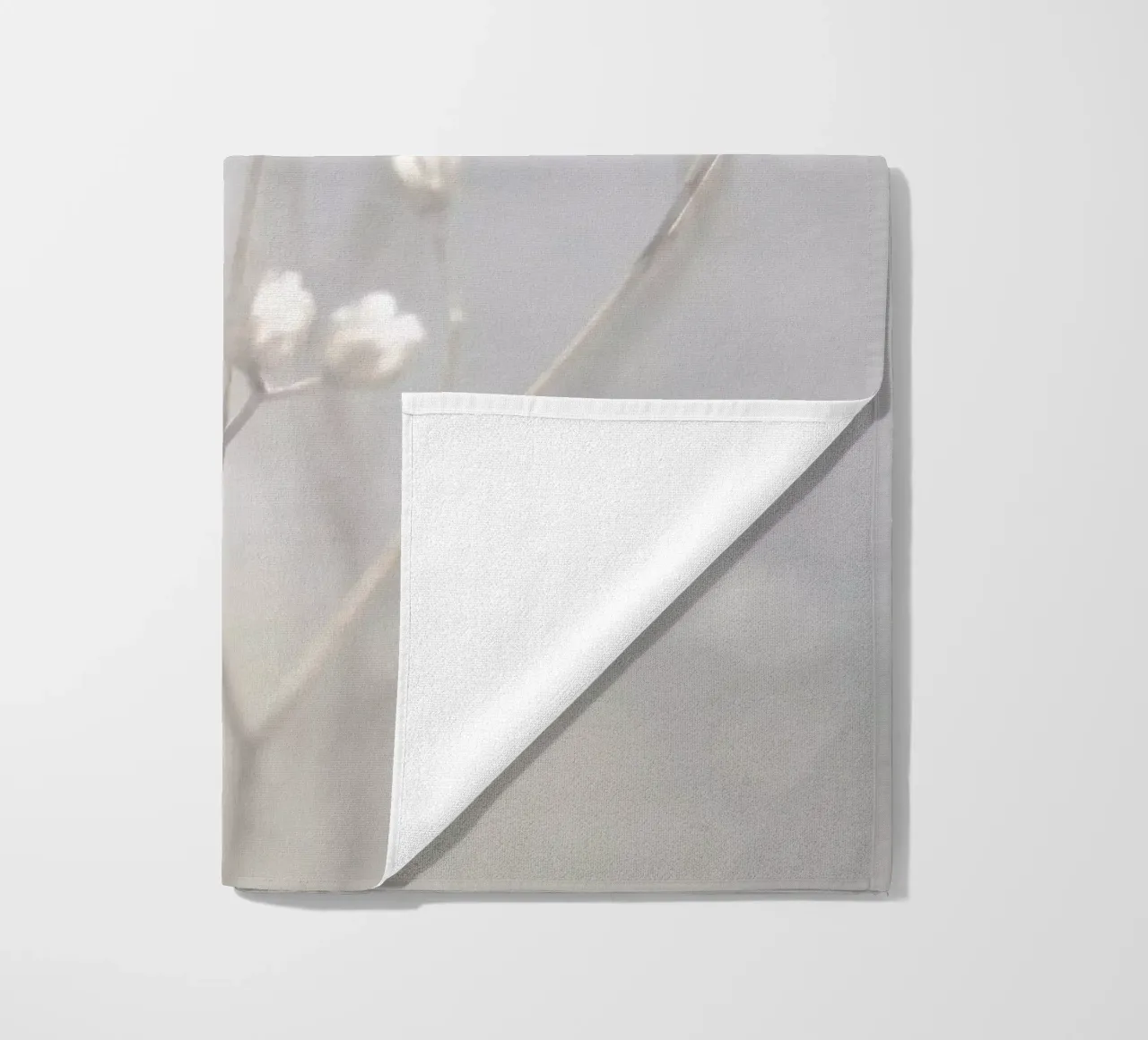 winter light beach towel by Visuelle Poesie am Wegesrand