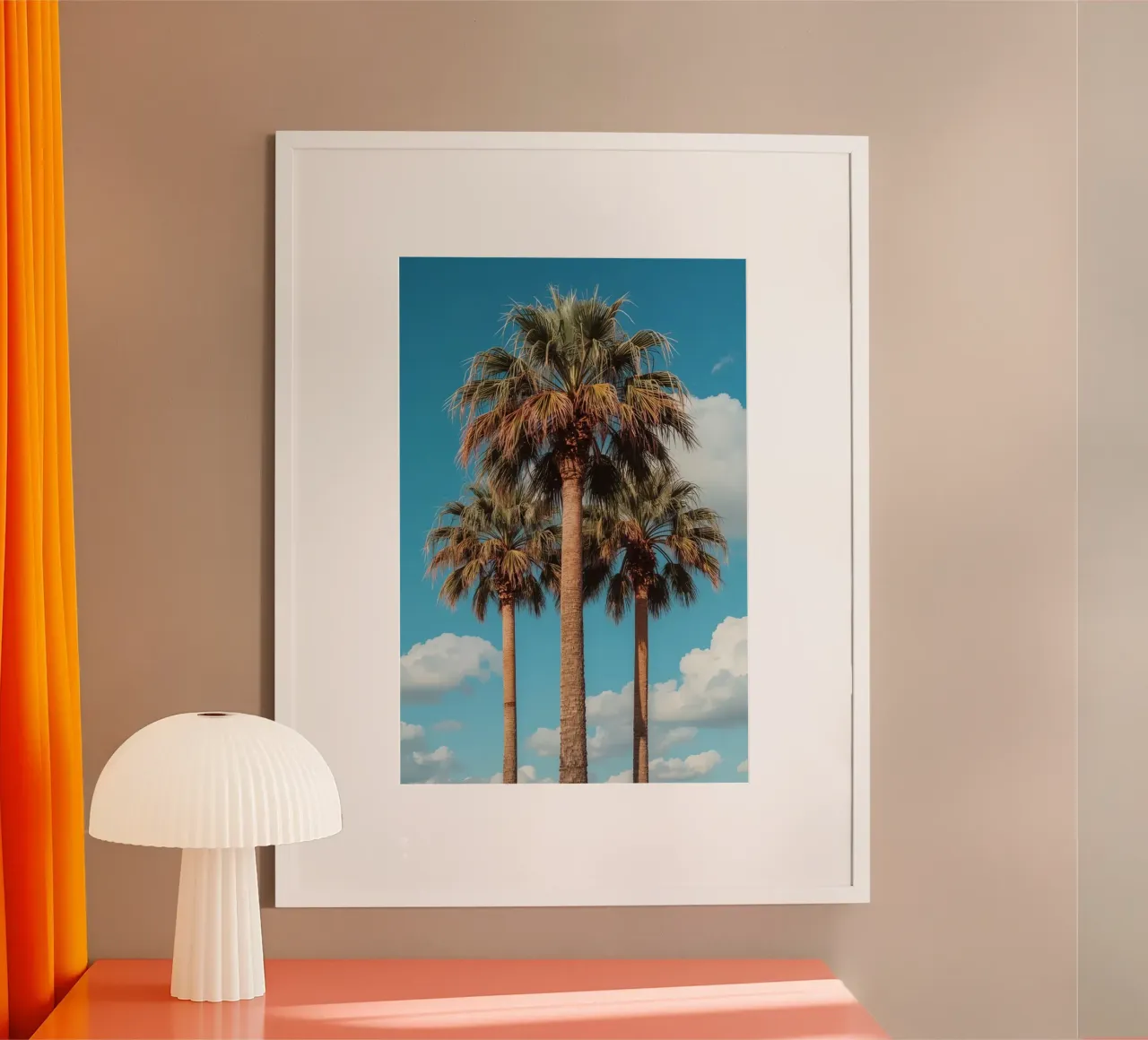 Tre palme contro un cielo blu con nuvole poster con telaio in plastica da DesignDoodle