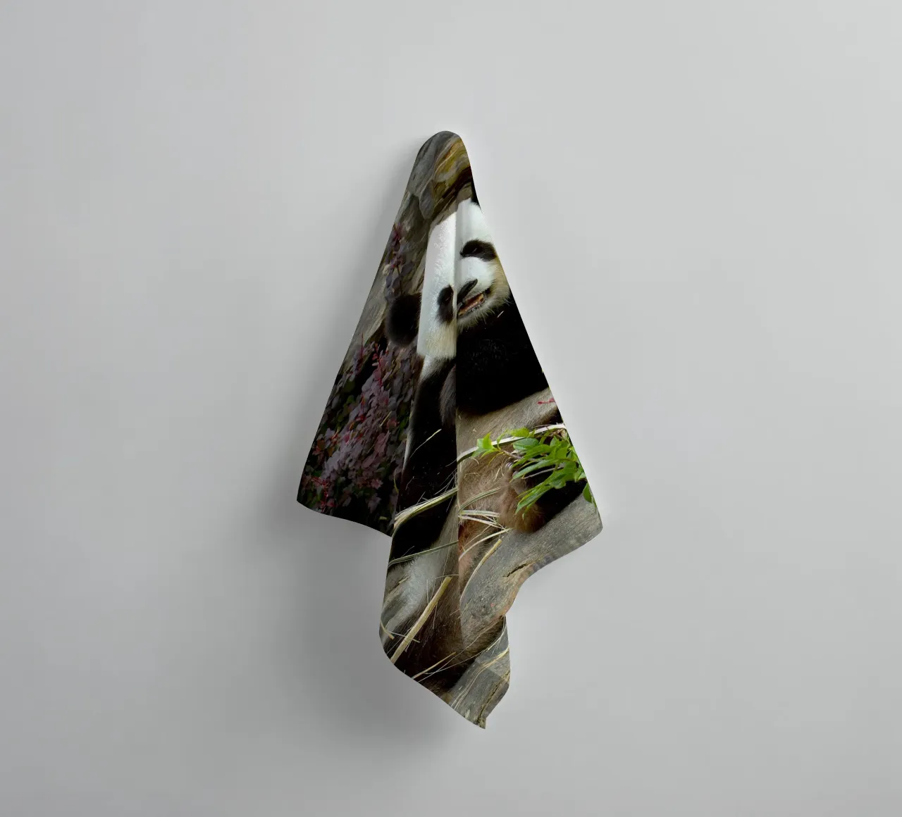 Panda's Zoet Feest badhanddoek van Nature's Palette