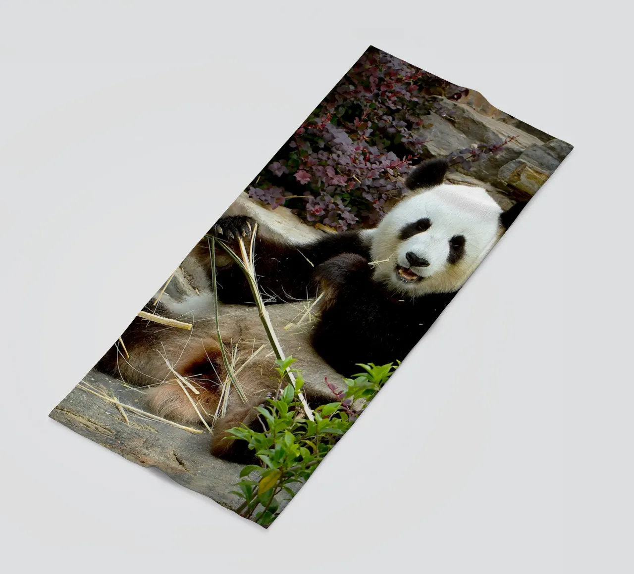 Panda's Zoet Feest strandhanddoek van Nature's Palette