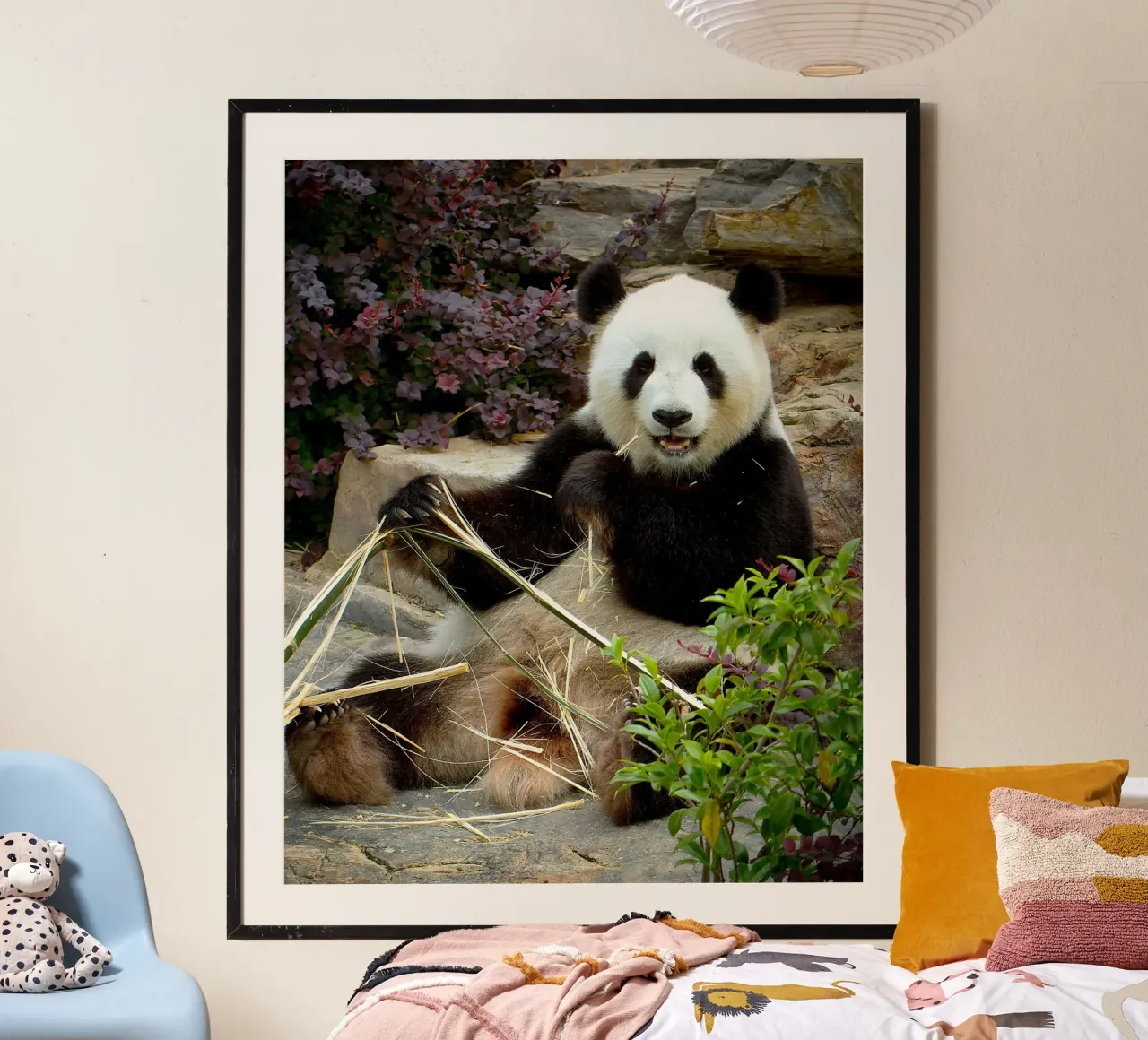 Pandas süßes Festmahl Poster von Nature's Palette