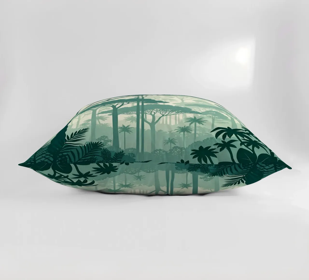 Giungla mistica: Una foresta serena e verdeggiante che si stratifica in un'atmosfera da sogno. cuscino da Artistic-shop