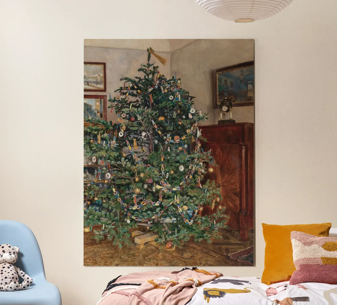 Magia nostalgica dell'albero di Natale poster con telaio in legno da Studio Vibe
