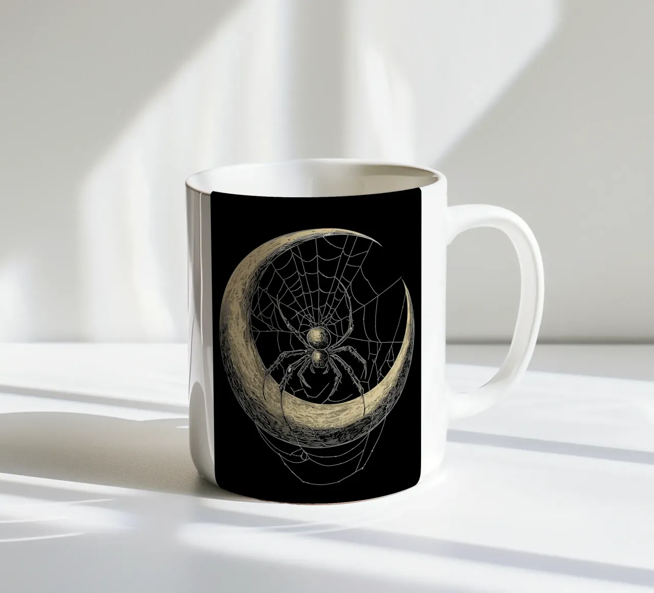 Ragno nella luna crescente tazza in ceramica da pixelbull - medieval art and more