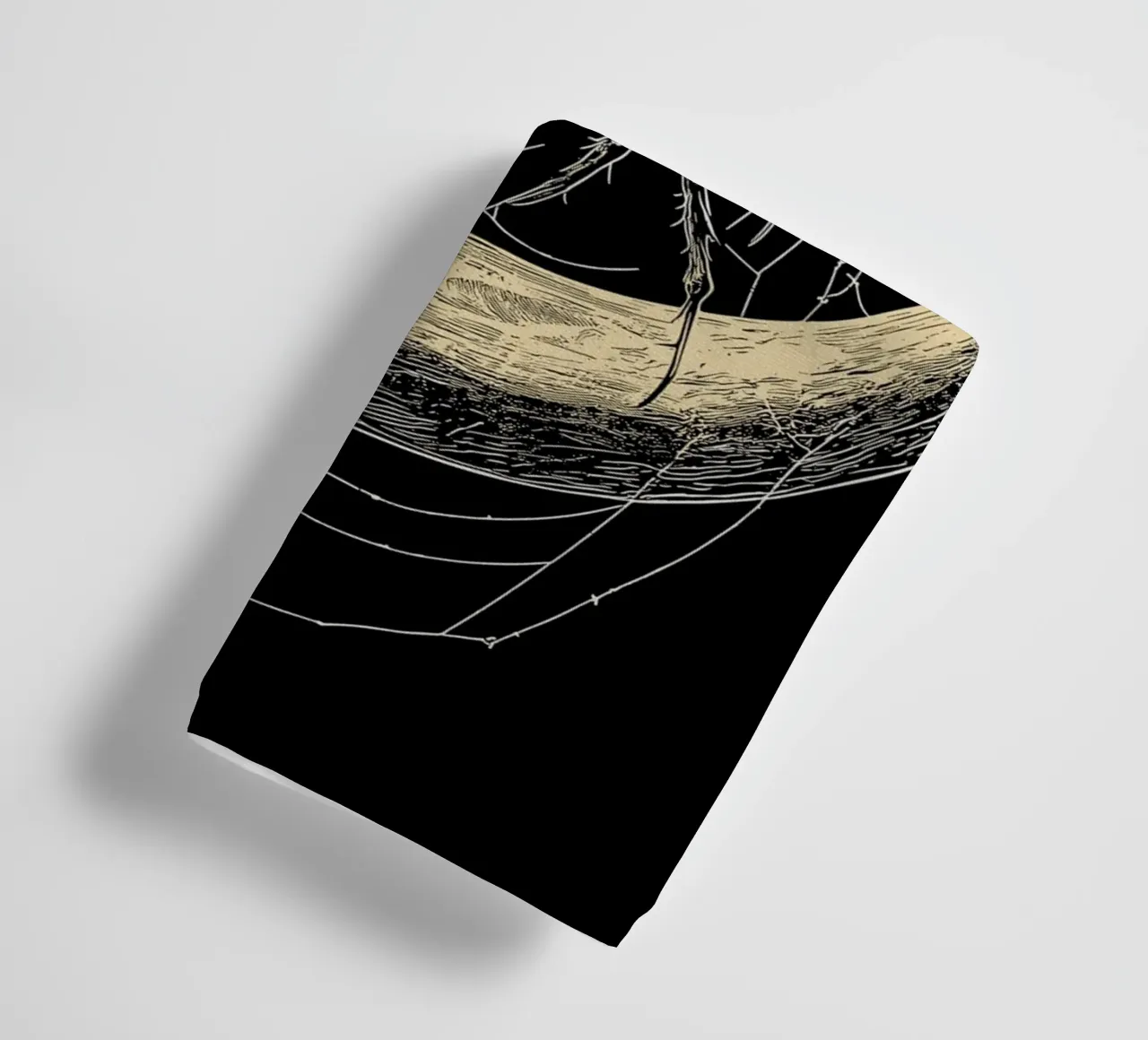 Ragno nella luna crescente asciugamano da bagno da pixelbull - medieval art and more