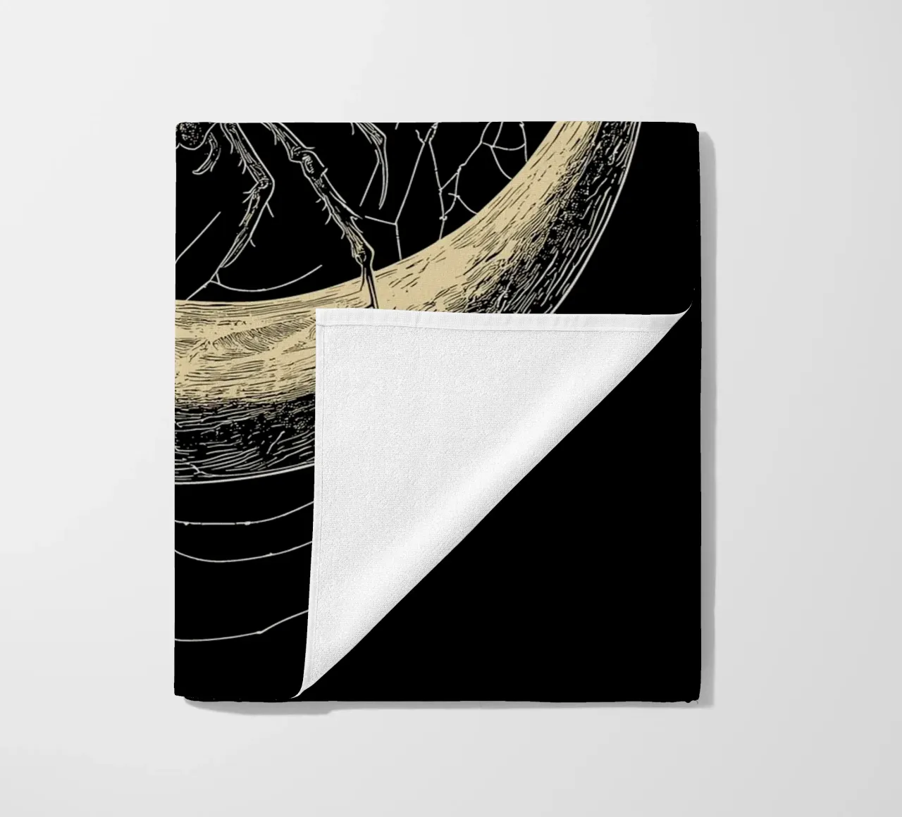 Ragno nella luna crescente telo mare da pixelbull - medieval art and more