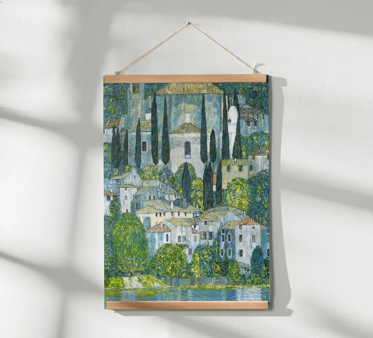 Gustav Klimt sul lago di Garda poster con telaio in alluminio da Show Art