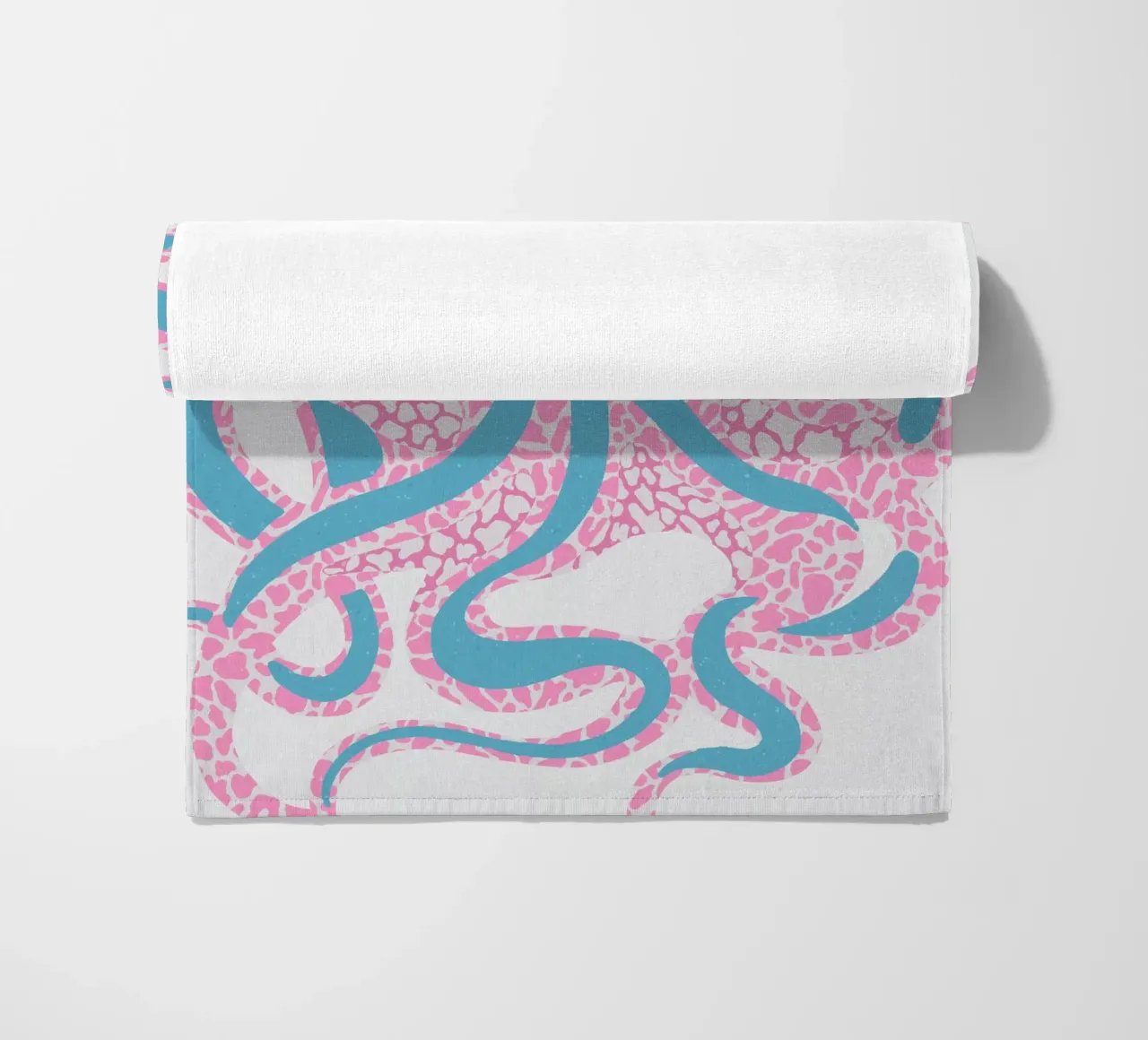 Polpo sotto il mare - Rosa Blu telo mare da Asha Designs