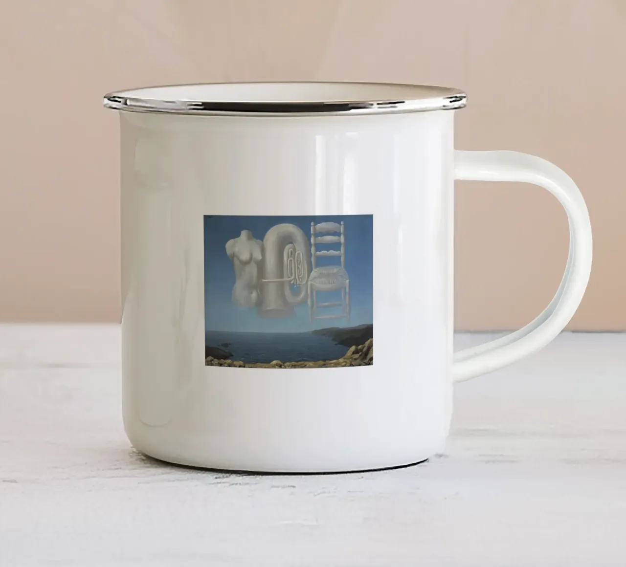 Le Temps Menaçant (Tempo minaccioso) di René Magritte tazza in smalto da Corene Morar