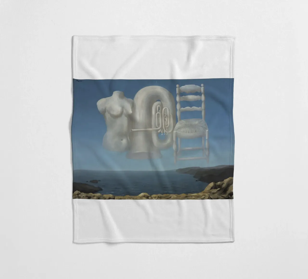 Le Temps Menaçant (Tempo minaccioso) di René Magritte coperta in pile da Corene Morar