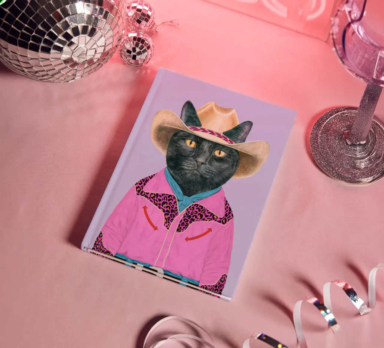 Gatto nero del selvaggio West diario da Animal Crew