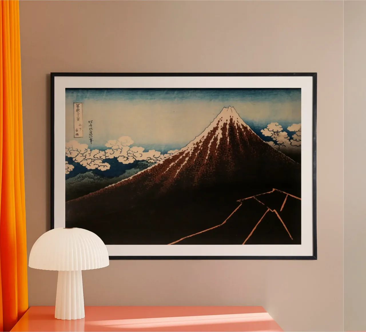Temporale sotto la vetta poster con telaio in legno da Yorke Studio
