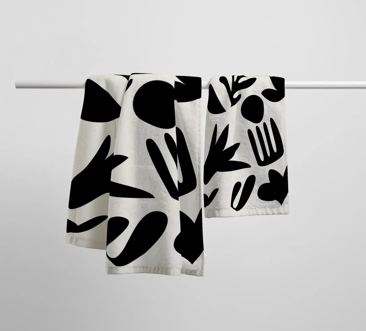 Botanici scuri asciugamano da bagno da Rose Beck Art