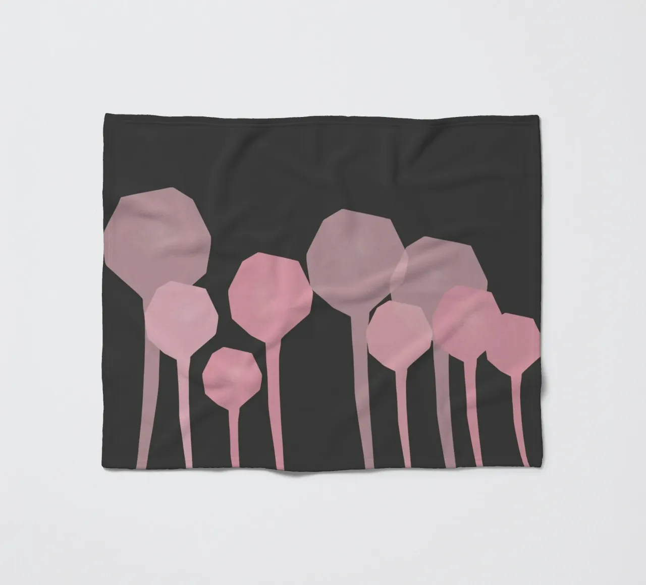 Foresta Nera coperta in pile da Rose Beck Art