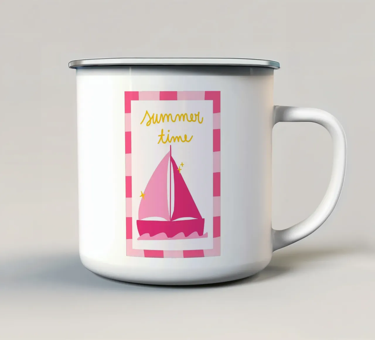 Poster rosa retrò Summertime Sailboat tazza in smalto da vintagepod