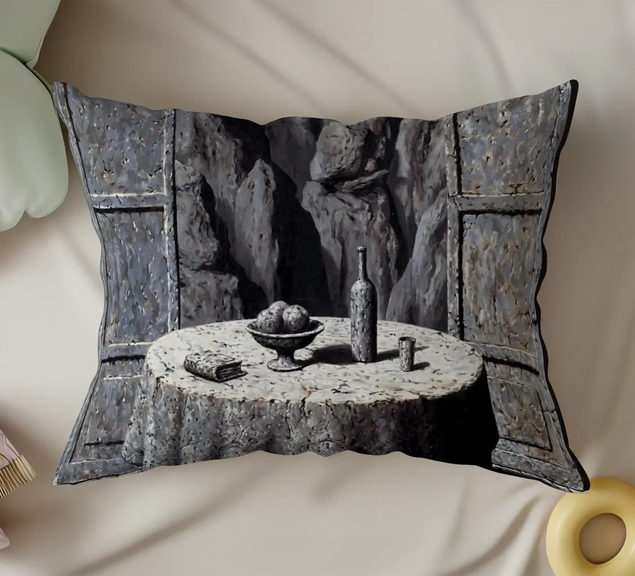 René Magritte - Memoria di un viaggio III cuscino da Chérie Prints