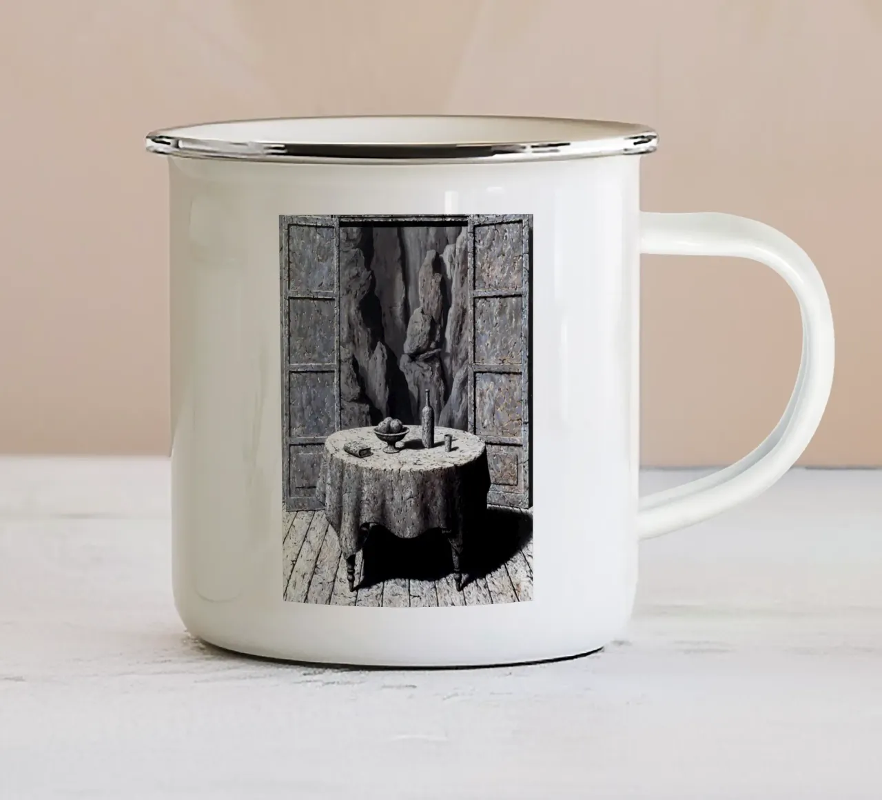 René Magritte - Memoria di un viaggio III tazza in smalto da Chérie Prints