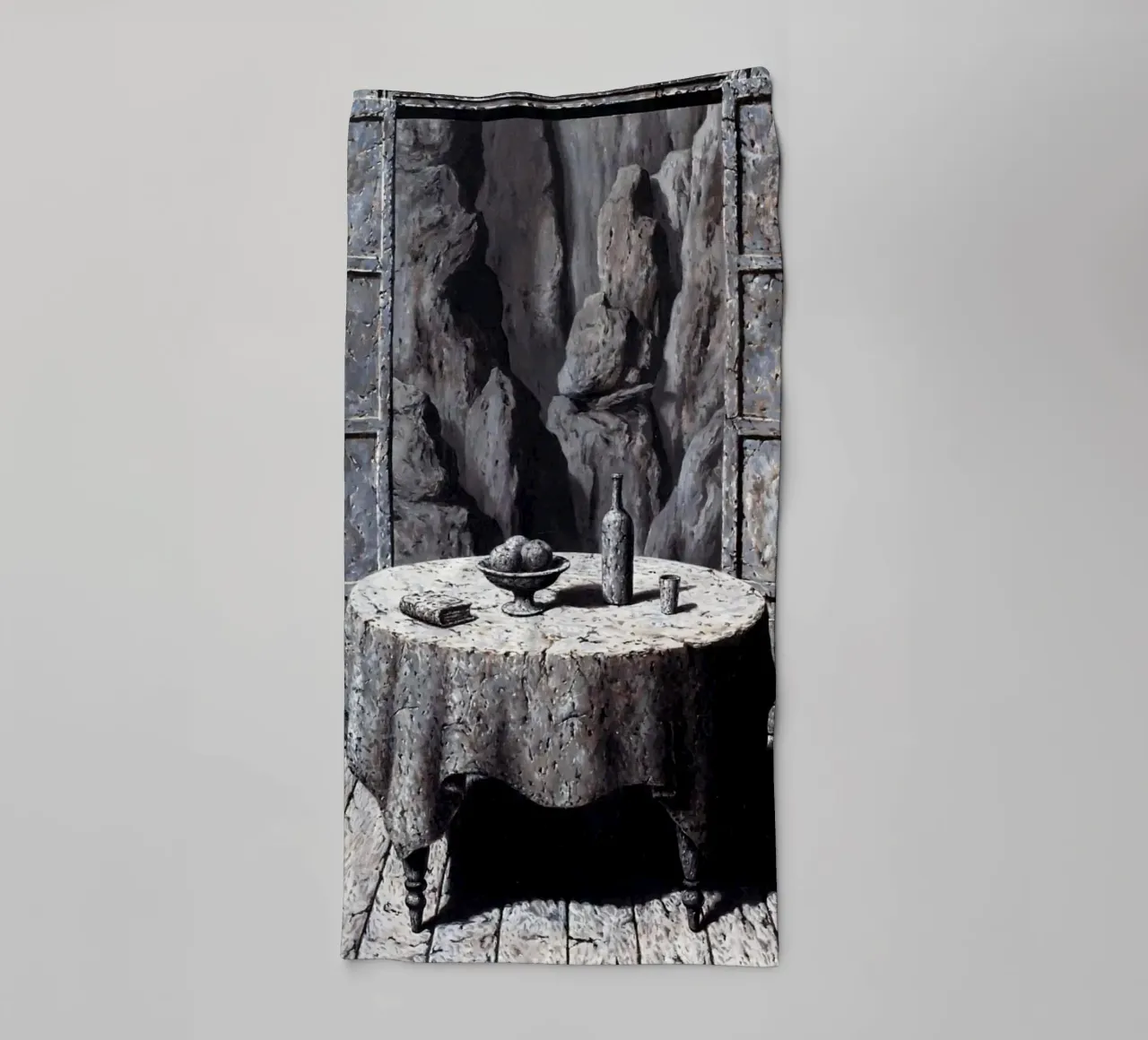 René Magritte - Memoria di un viaggio III asciugamano da bagno da Chérie Prints