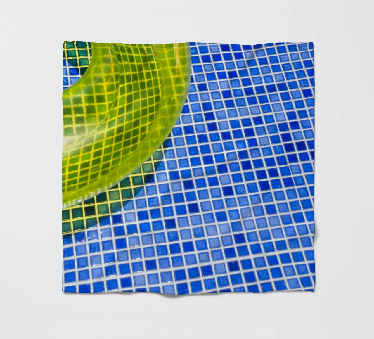 Pool #7 fleecedeken van rafael campezato