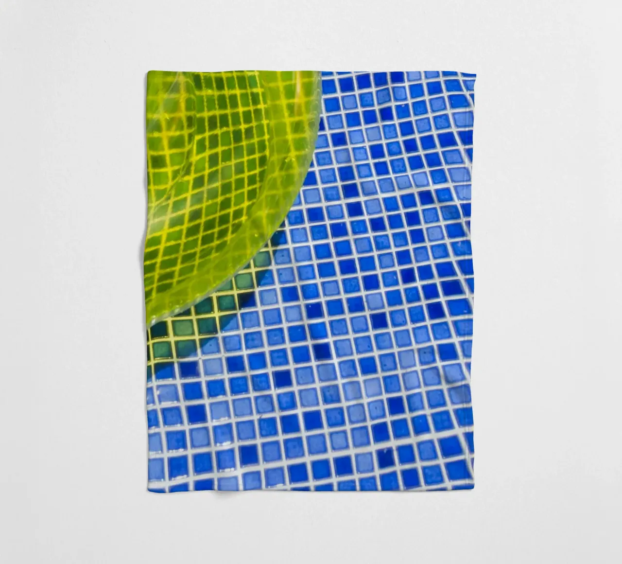 Pool #7 fleecedeken van rafael campezato