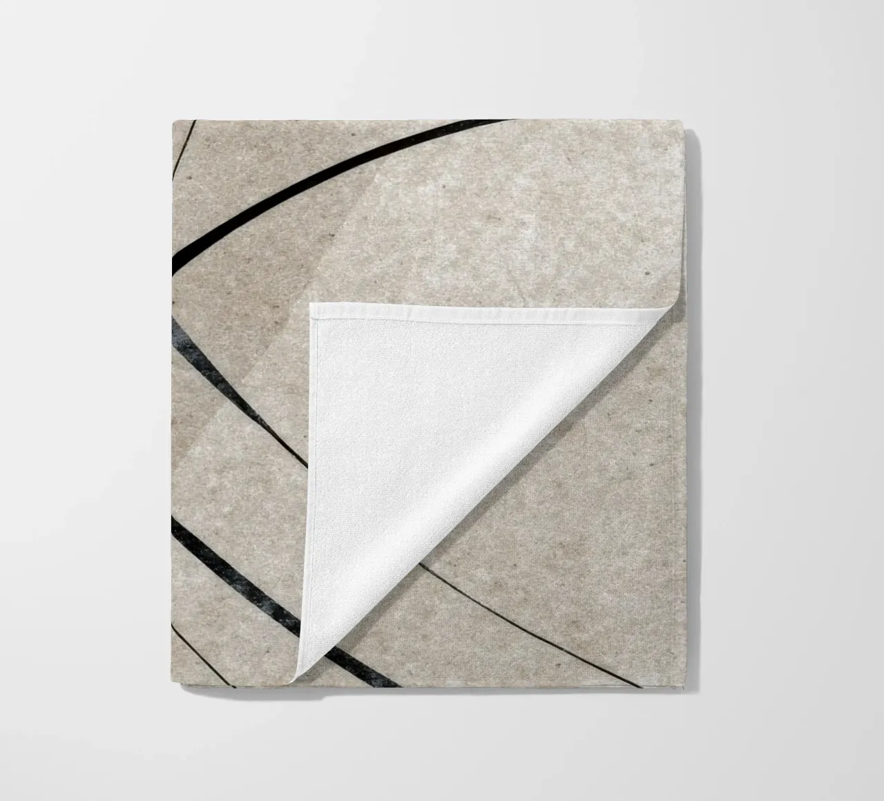 Minimalist Abstract Line Art on Textured Background telo mare da Artbyvo