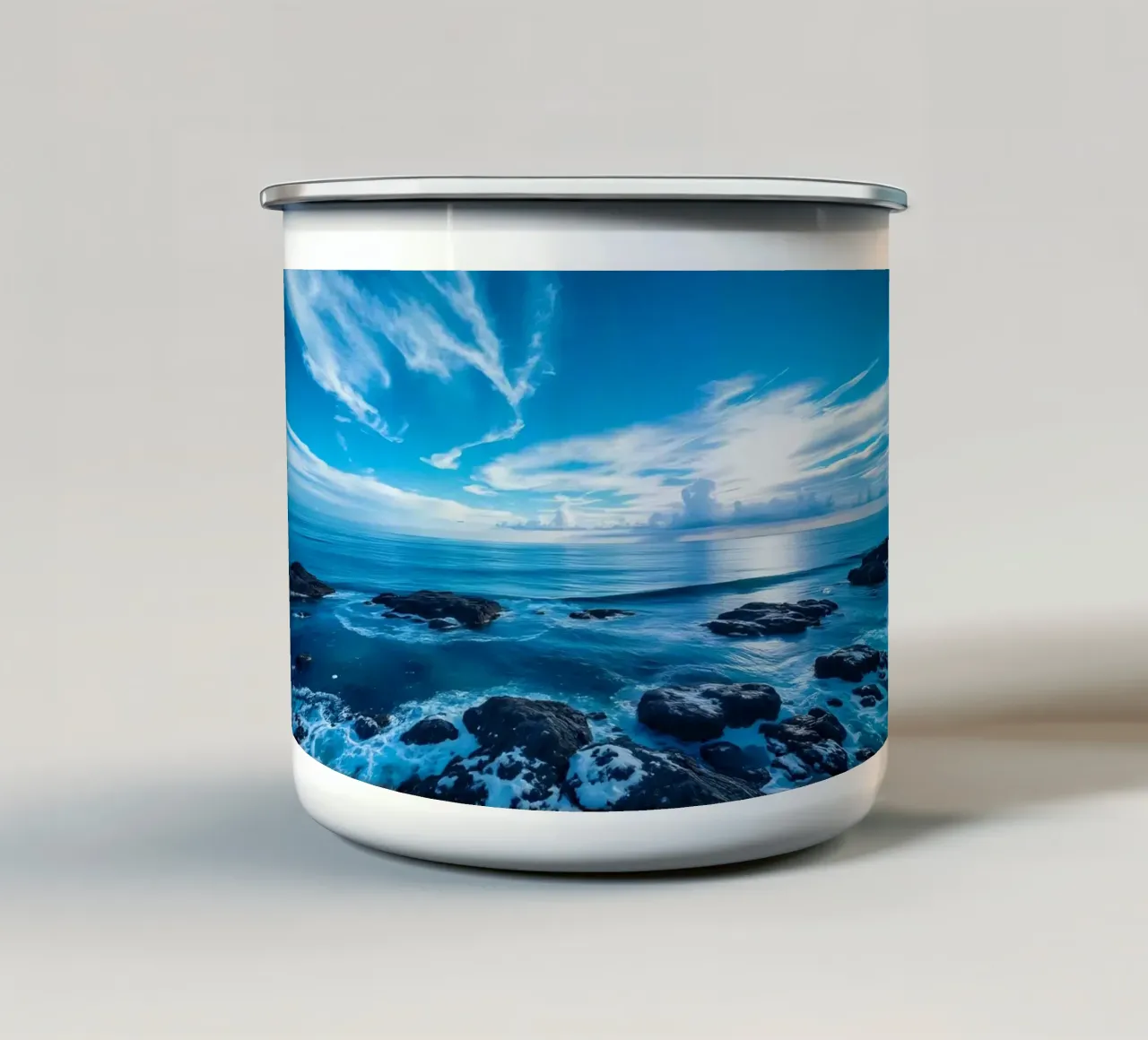 Cielo e mare tazza in smalto da Wild Beauty