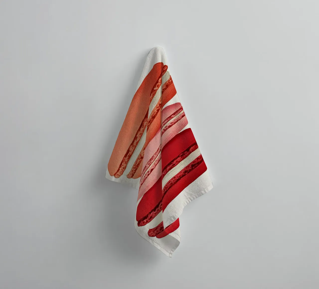 Macarons badhanddoek van Curious Canvas