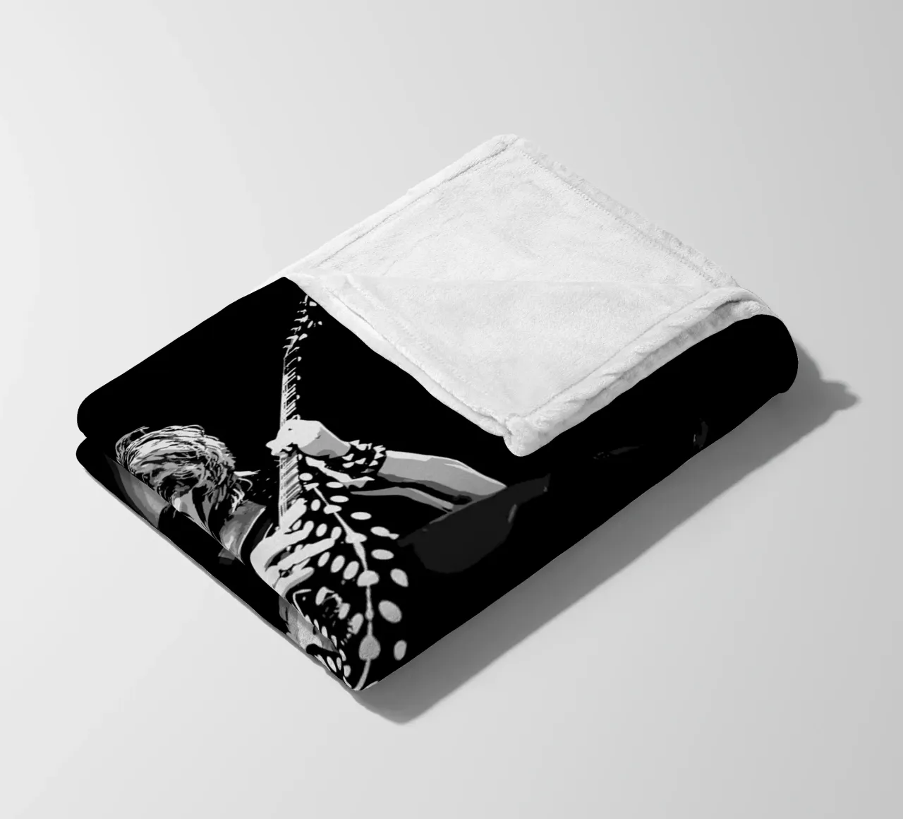 Performance di Ozzy Osbourne coperta in pile da shiners