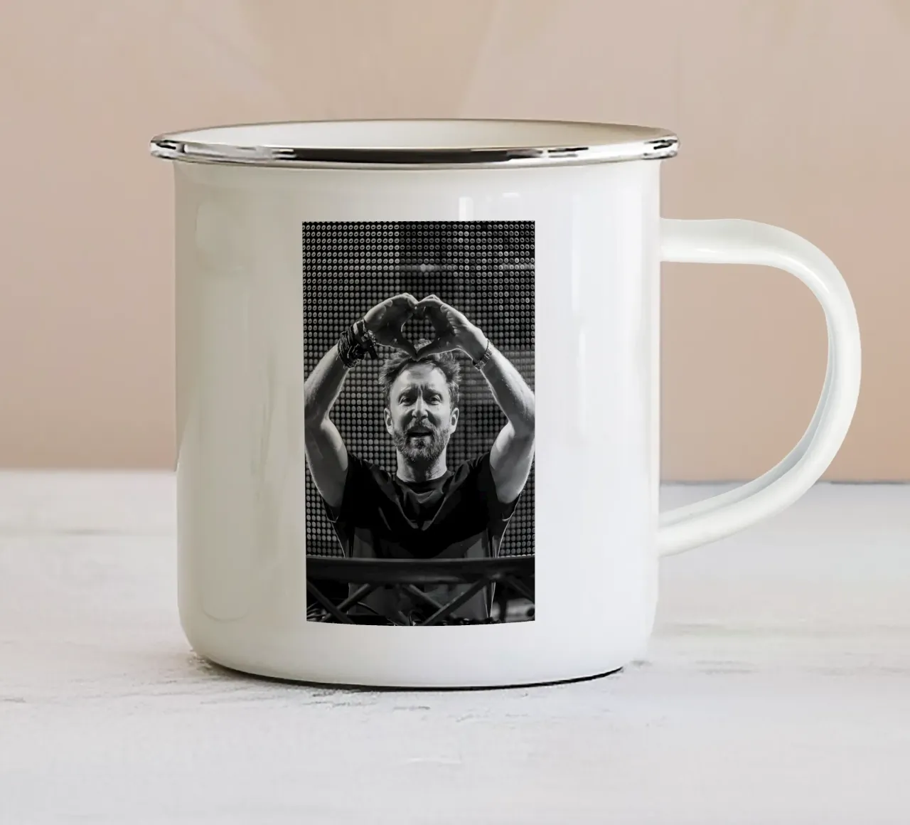 David Guetta, tazza in smalto da Low poly art