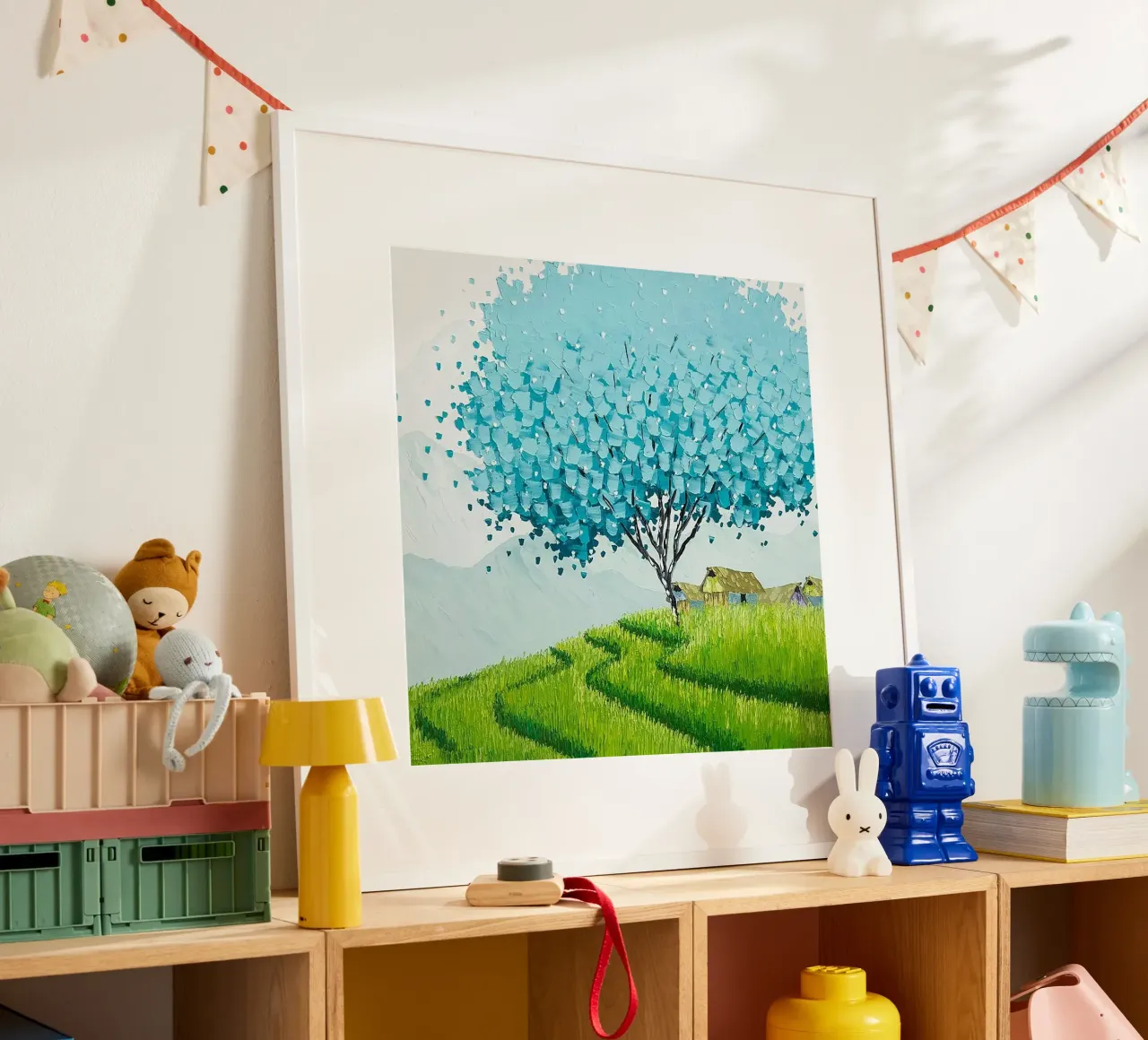blue tree green grass poster con telaio in alluminio da kichin