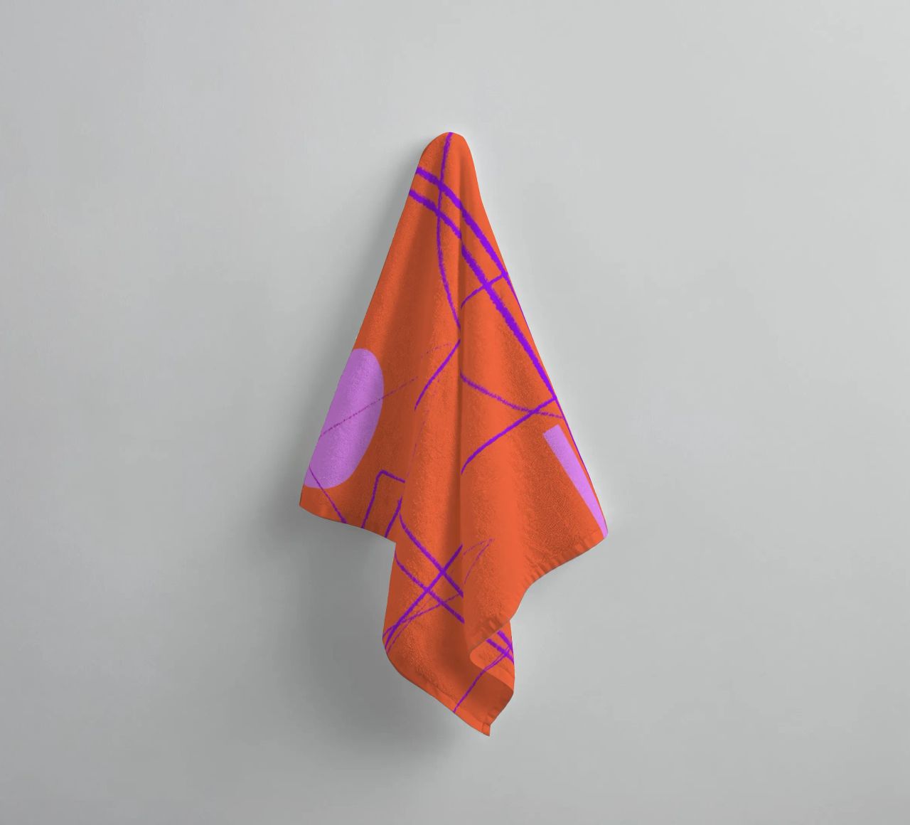 Angular Lines No 28 badhanddoek van treechild
