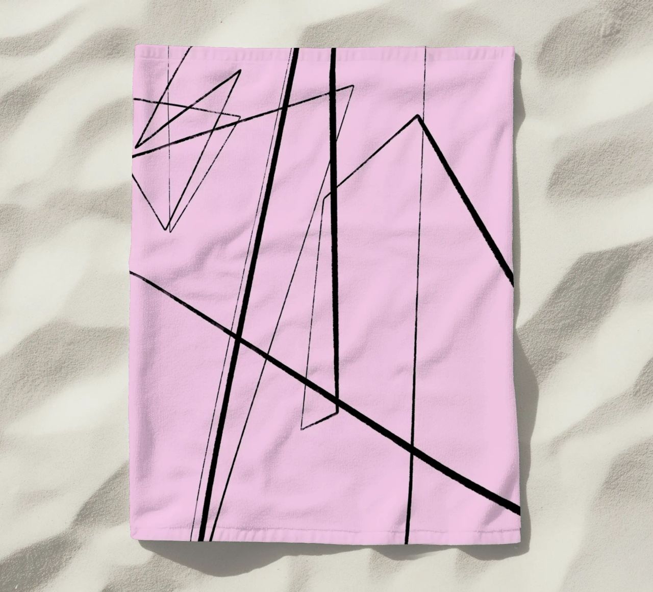 Angular Lines No 4 strandhanddoek van treechild