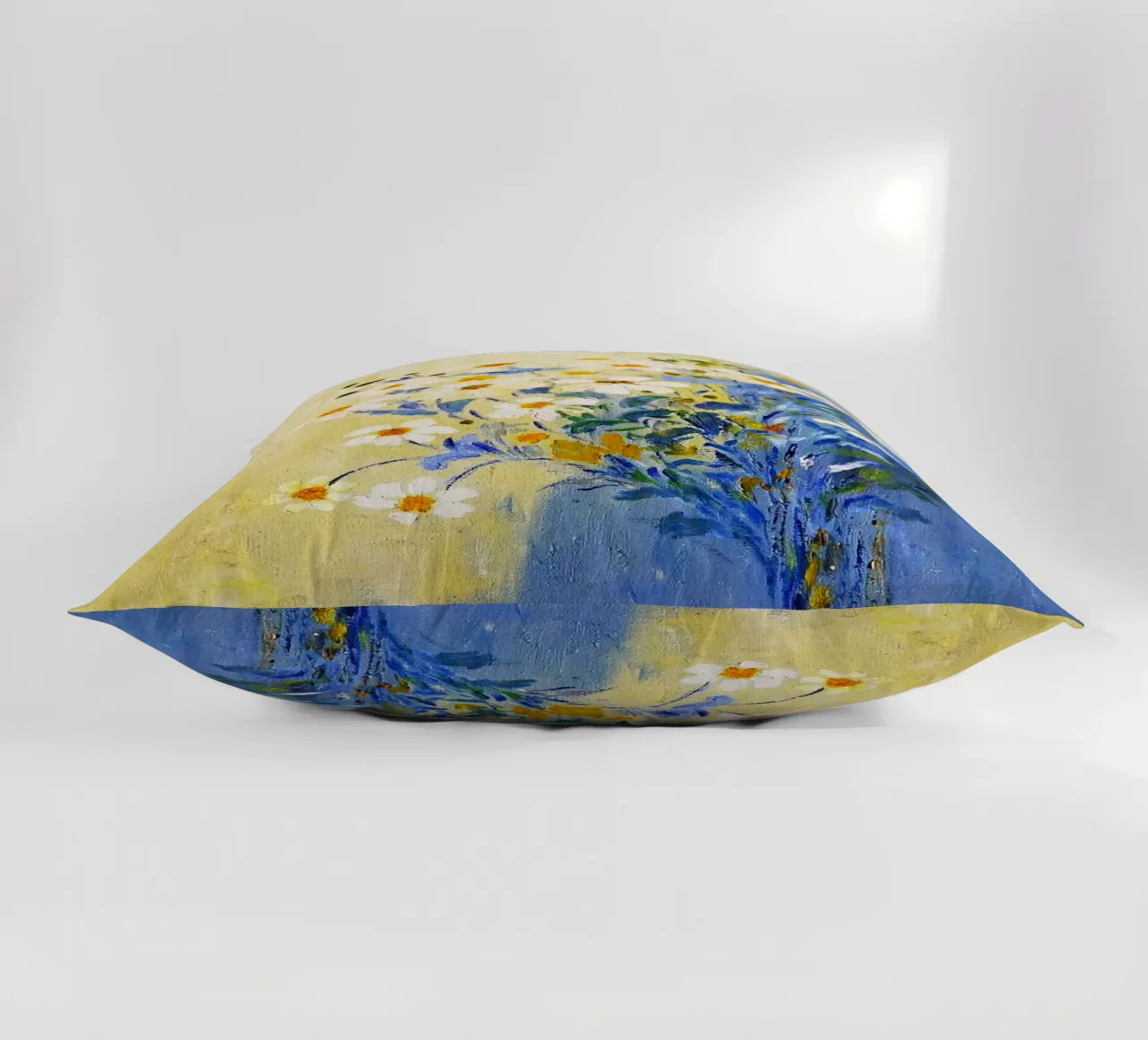 flower and color on wall cuscino da melts