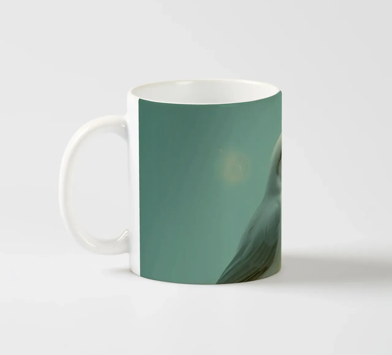 Uccello bianco su luna crescente tazza in ceramica da DesignDoodle