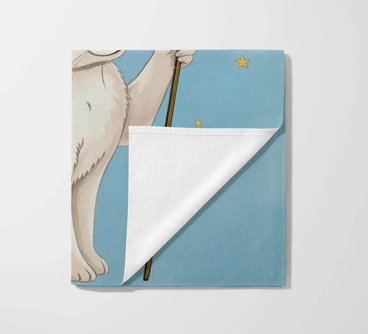 Coniglio bianco con in mano una bacchetta a stella telo mare da DesignDoodle