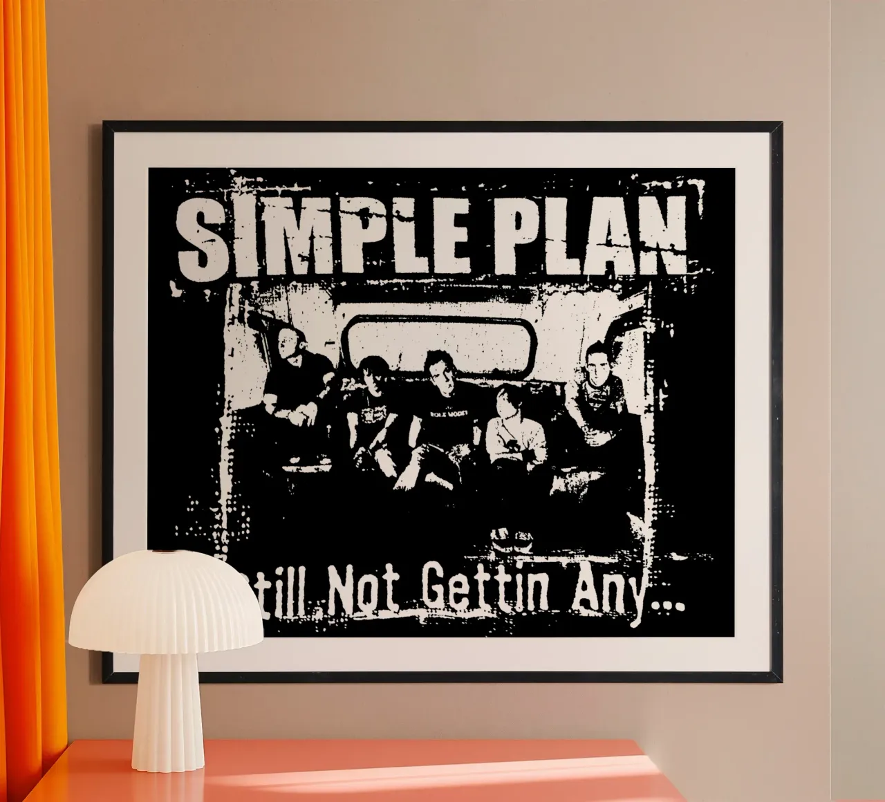 Semplice sagoma di padella Pop poster con telaio in legno da sophielouise.designs
