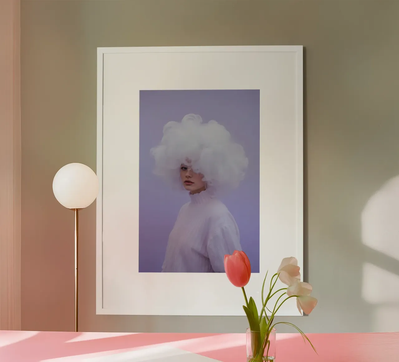 Frau mit weißer Wolke auf lila Hintergrund Poster von DesignDoodle
