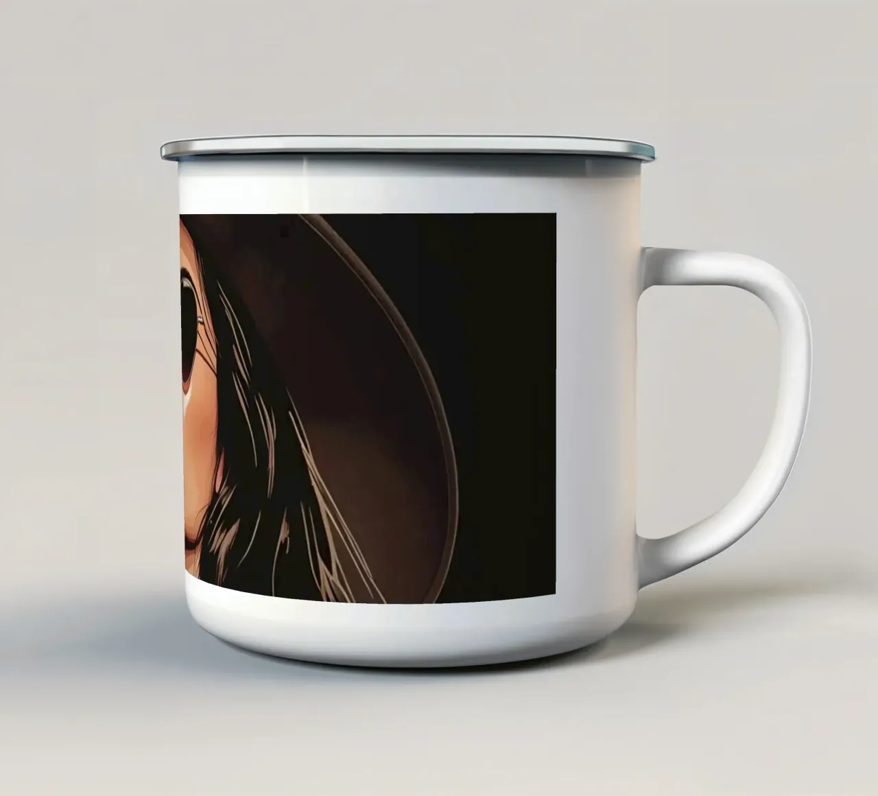 Donna con occhiali da sole e cappello tazza in smalto da DesignDoodle