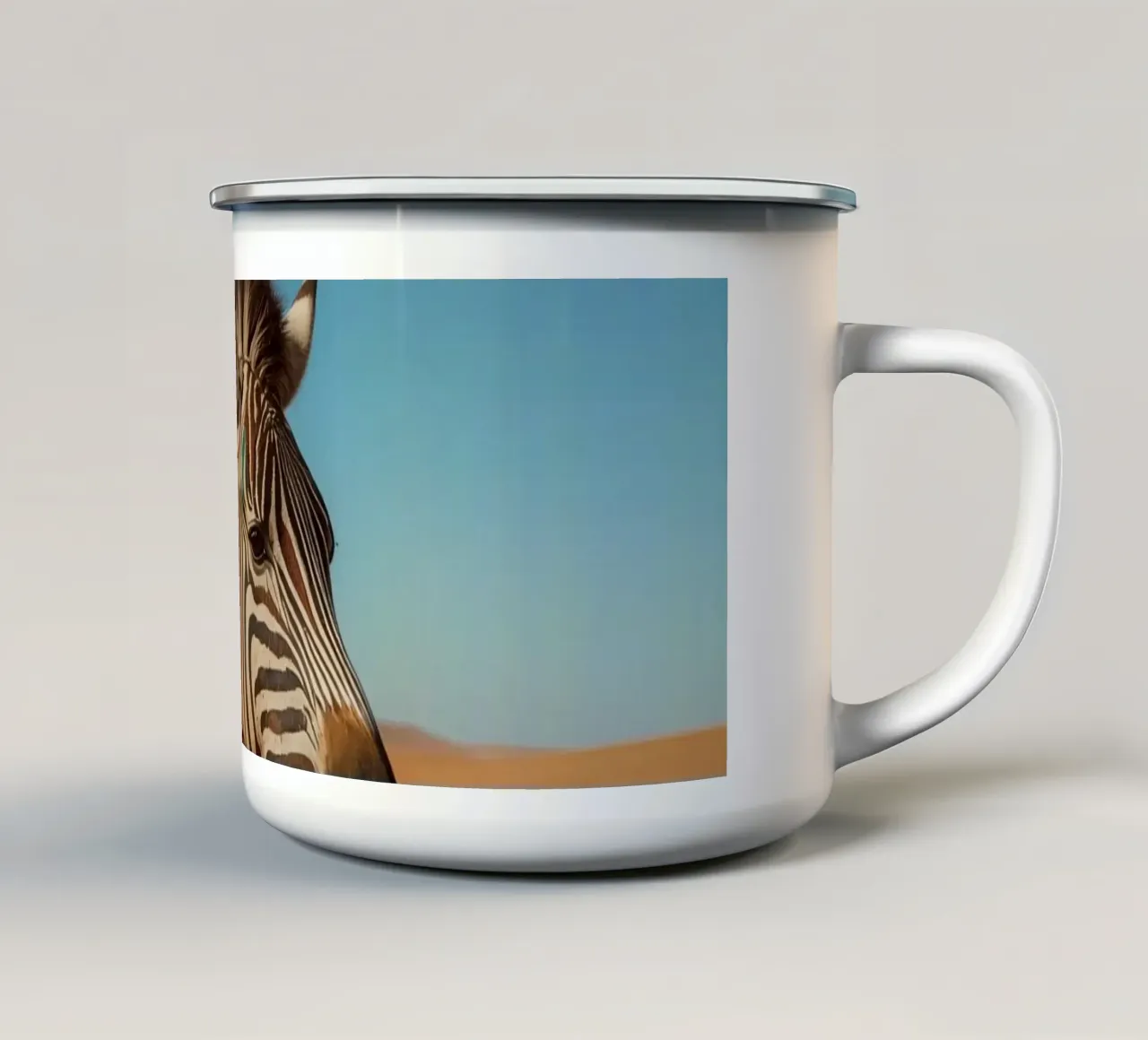 Zebra con strisce colorate nel deserto tazza in smalto da DesignDoodle