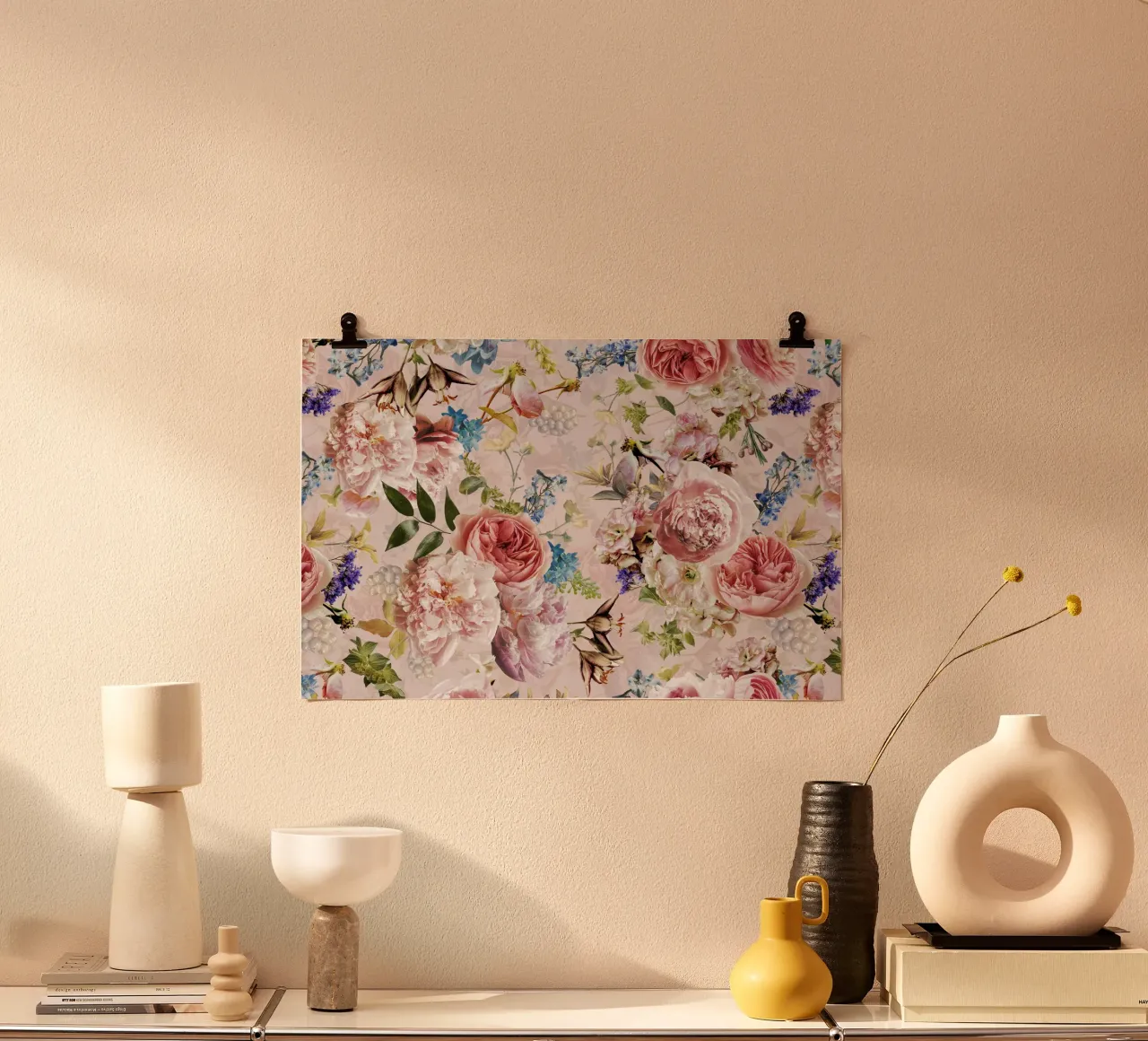 Giardino romantico con peonie e rose in colori pastello poster da Vintage World - Uta Naumann