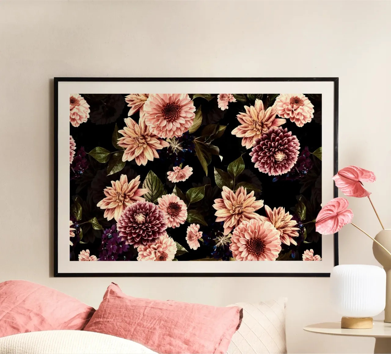 Giardino autunnale di mezzanotte con dalie e fiori di gerbera poster da Vintage World - Uta Naumann
