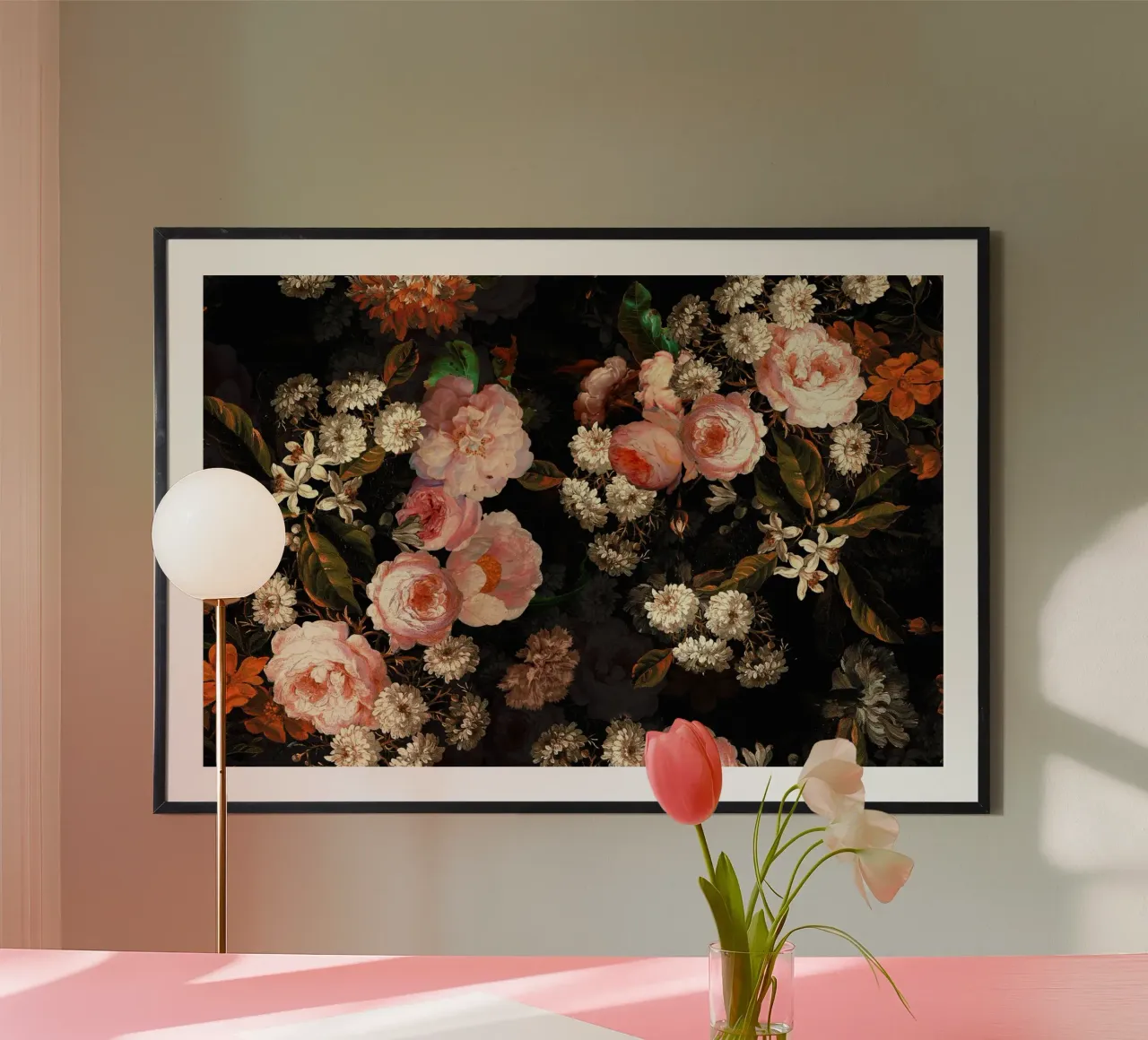 Rose Peach Giardino di mezzanotte con fiori e foglie poster da Vintage World - Uta Naumann
