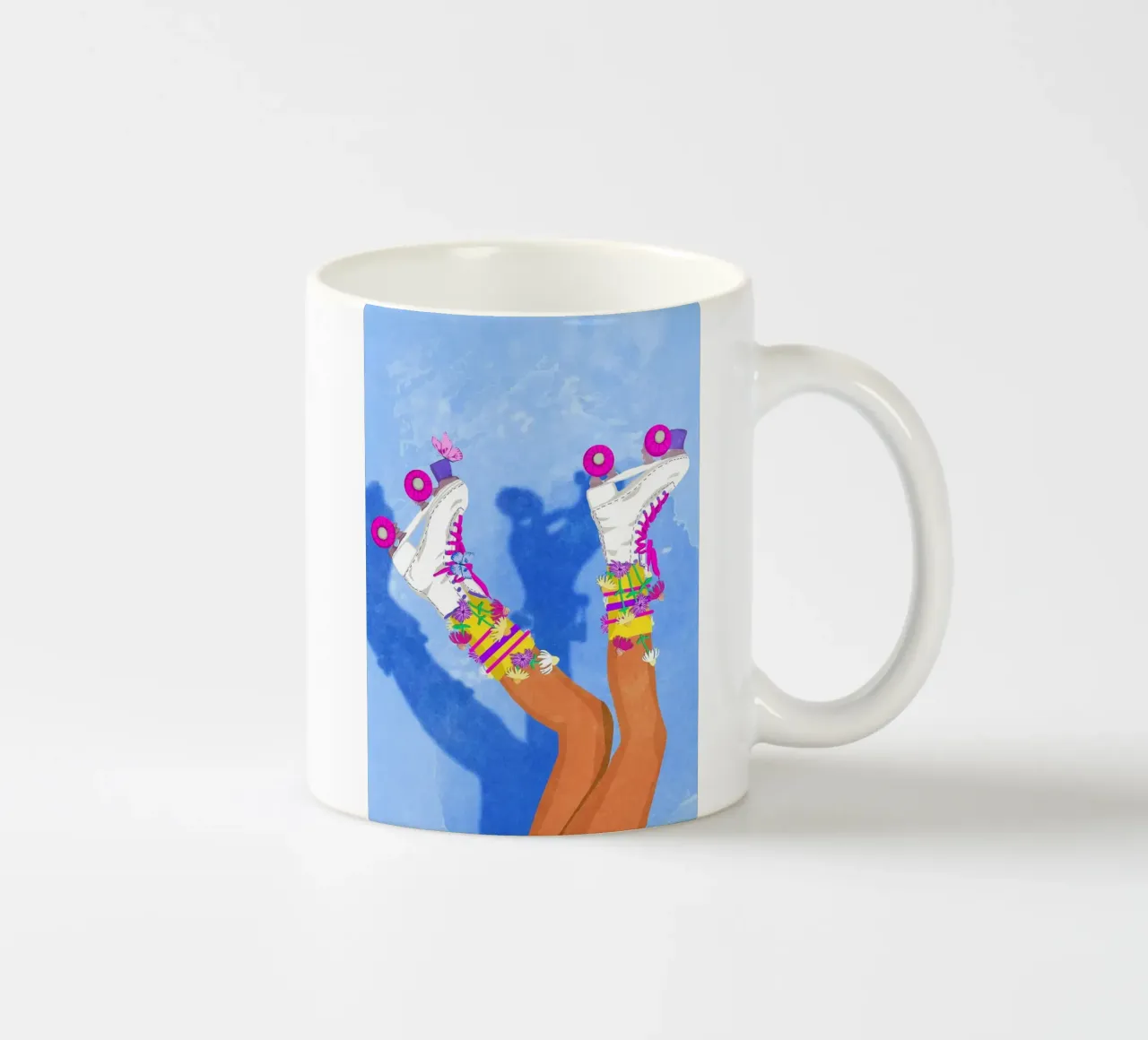 Pattini a rotelle con fiori tazza in ceramica da mesa